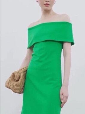 NWT COS Off-the-Shoulder Green Dress size Medium